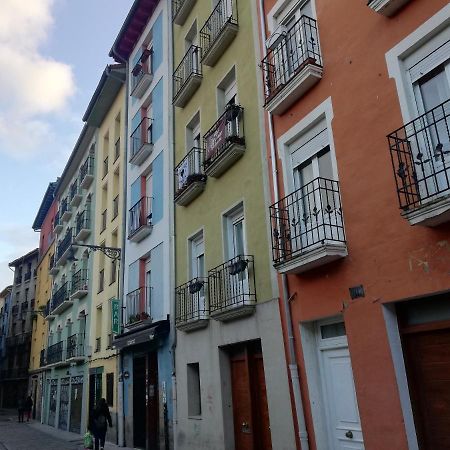 Calle Ansoleaga A 100 Mts Del Ayuntamiento Pamplona Exterior foto